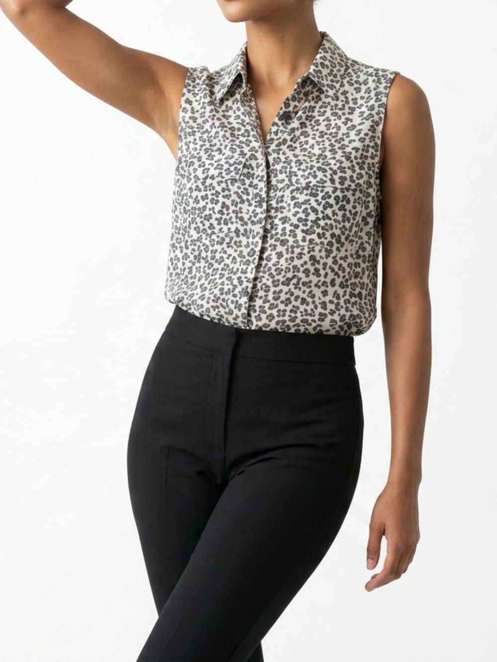 100 Silk Equipment Femme Leopard Print Sleeveless Button Down Top